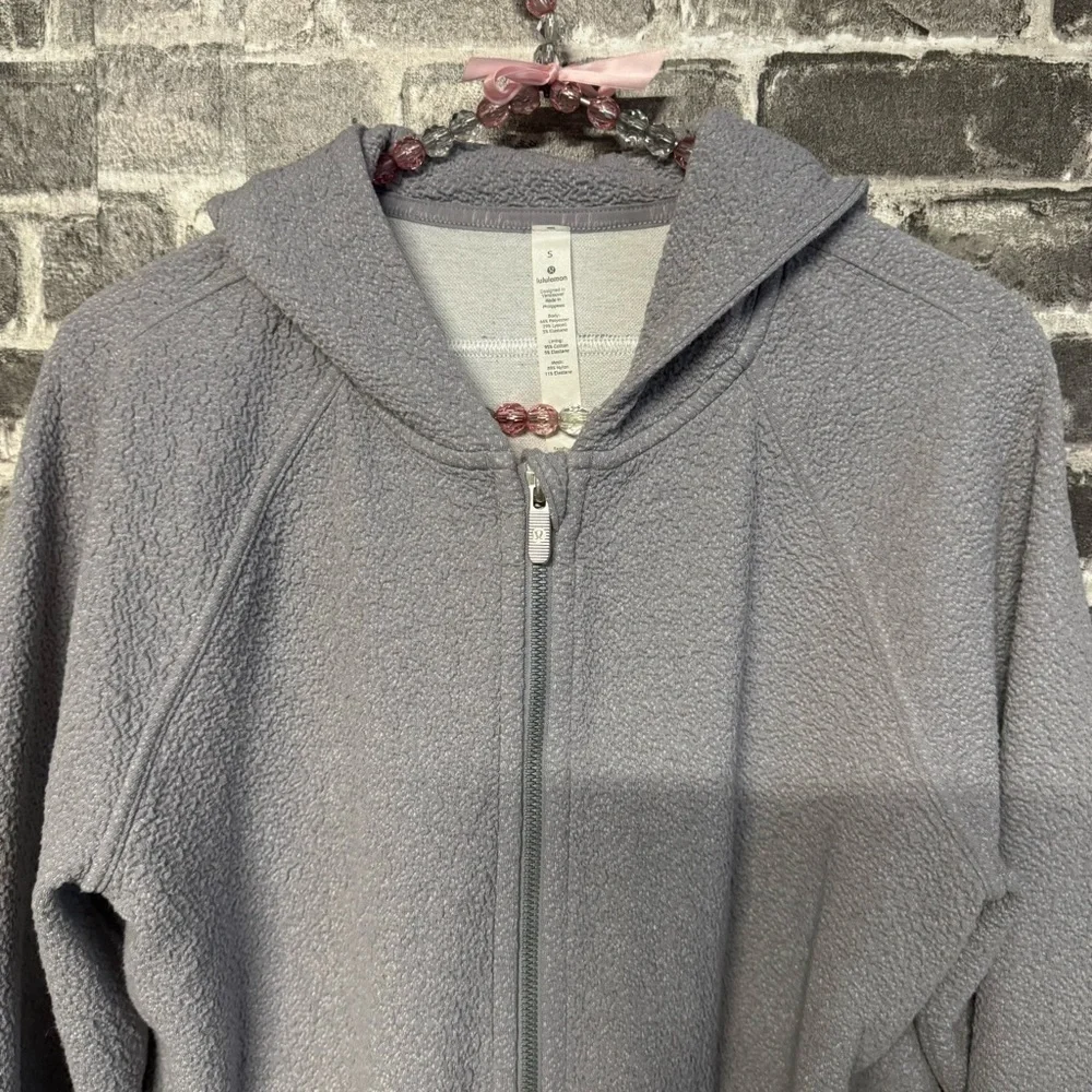 Lululemon Pave New Ways Full-Zip hoodie sweatshirt Glacier Grey White pu…